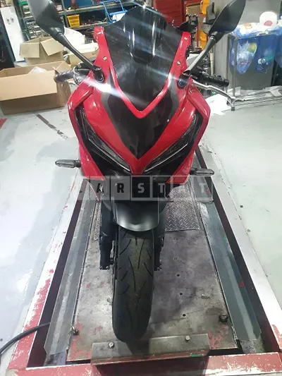 2023 Honda CBR650R ABS motorcycle