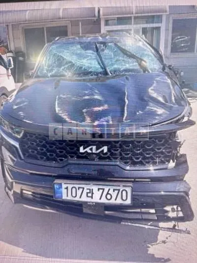 Photo 1 of 11: 2023 Kia Sorento — Korean insurance auction