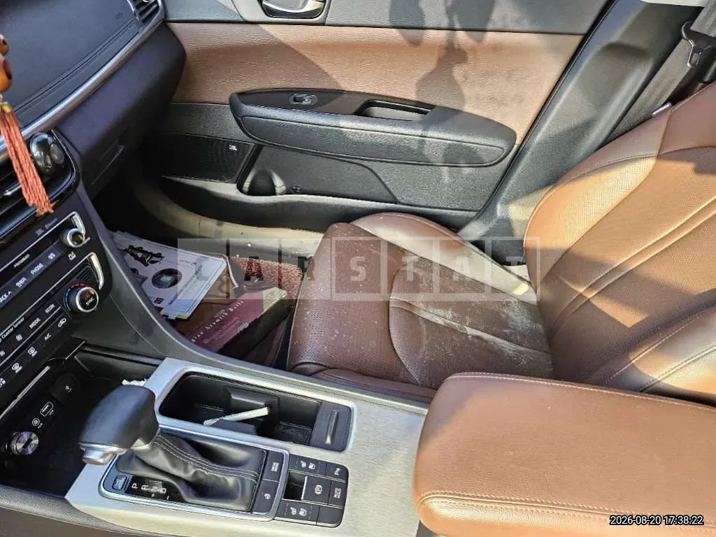 Photo 2 of 13: 2015 Kia K5 Hybrid — Korean insurance auction
