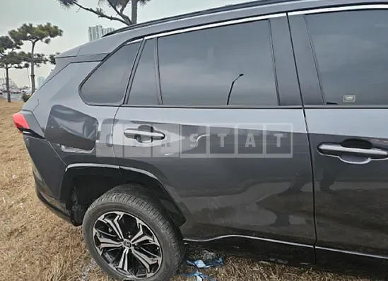 Photo 2 of 12: 2023 Toyota RAV4 — Korean insurance auction