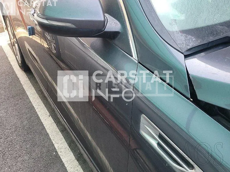 Photo 2 of 15: 2016 Kia K5 2.0, VIN KNAGX411BHA114127 — Korean insurance auction