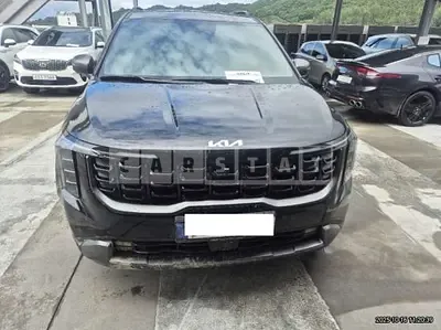 Photo 1 of 43: 2025 Kia Carnival, VIN KNANE81BBSS588235 — Korean insurance auction