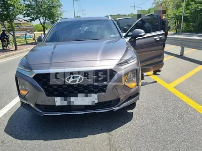 Photo 1 of 9: 2018 Hyundai Santa Fe TM — Korean insurance auction
