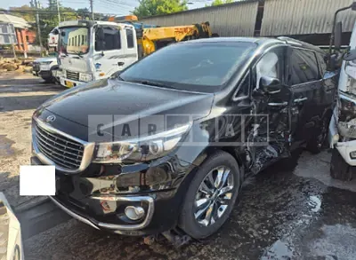 Photo 1 of 50: 2017 Kia Carnival — Korean insurance auction