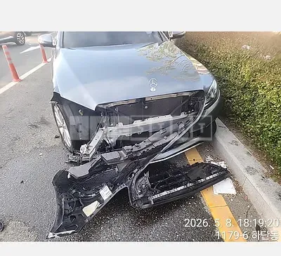 Photo 1 of 9: 2019 Mercedes-Benz E300 — Korean insurance auction