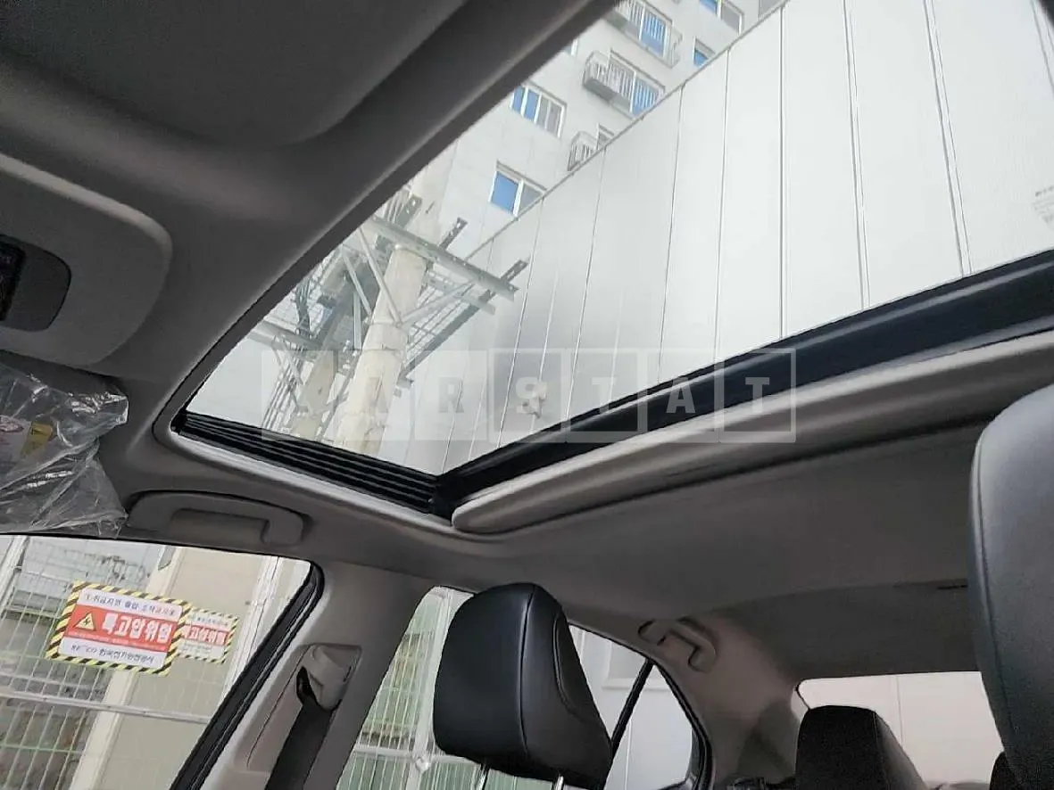 Photo 2 of 27: 2019 Toyota Camry Hybrid, VIN JTNB21HK3K3027043 — Korean insurance auction