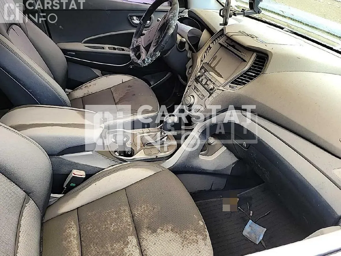 Photo 2 of 8: 2016 Hyundai Santa Fe, VIN KMHSW81UBGU643592 — Korean insurance auction