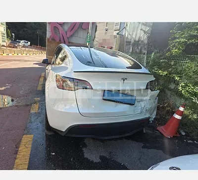 Photo 1 of 16: 2024 Tesla Model Y Performance — Korean insurance auction