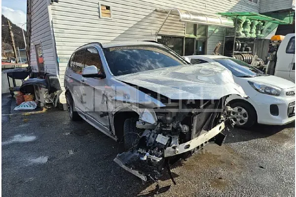 Photo 2 of 9: 2017 BMW X3 xDrive 20d, VIN WBAWZ5102H0M32786 — Korean insurance auction