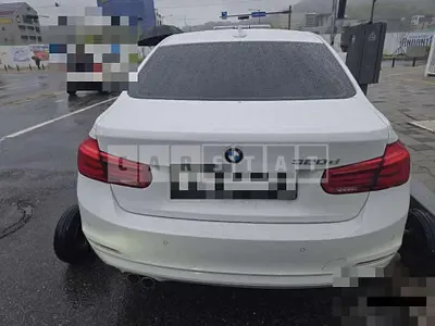 Photo 1 of 15: 2017 BMW 320d EfficientDynamics Edi — Korean insurance auction