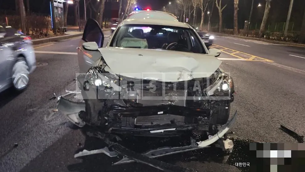 Photo 2 of 7: 2015 Kia K3 1.6 — Korean insurance auction