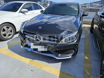 Photo 1 of 25: 2017 Mercedes-Benz C200, VIN WDDWF4CB0HF481511 — Korean insurance auction