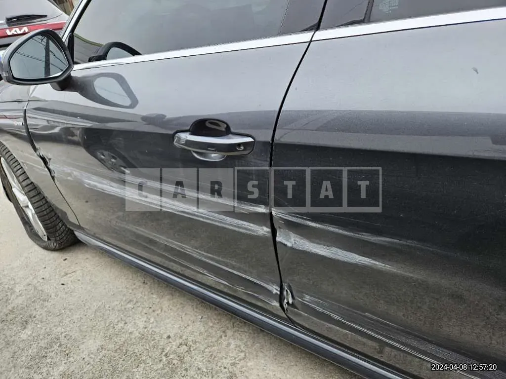 Photo 2 of 17: 2021 Audi A4 40 TFSI — Korean insurance auction