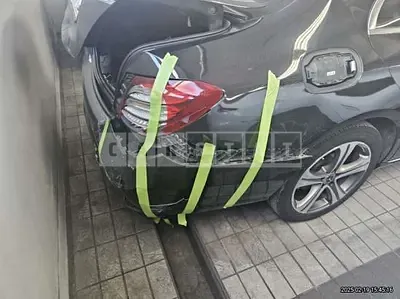 Photo 1 of 7: 2019 Mercedes-Benz E220d — Korean insurance auction