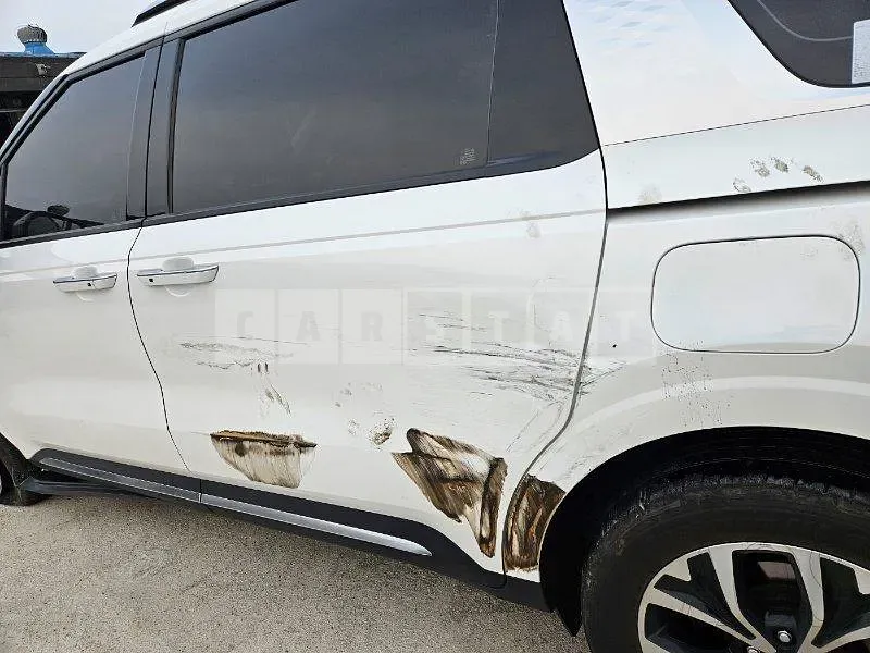 Photo 2 of 35: 2021 Kia Carnival 2.2, VIN KNANC81BBMS042269 — Korean insurance auction
