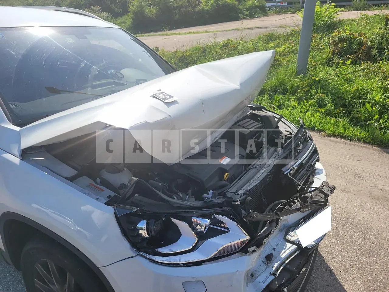 Photo 2 of 10: 2016 Volkswagen Tiguan 2.0 TDI BMT, VIN WVGZZZ5NZGW555327 — Korean insurance auction