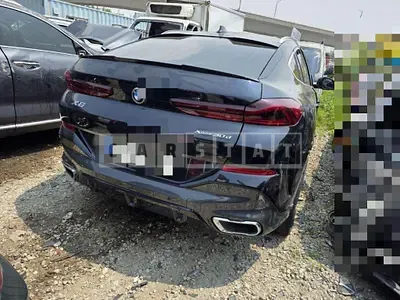 Photo 1 of 33: 2022 BMW X6 xDrive30d — Korean insurance auction
