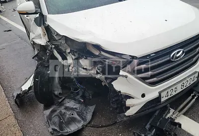 Photo 1 of 10: 2016 Hyundai Tucson, VIN KMHJ3815GGU162018 — Korean insurance auction