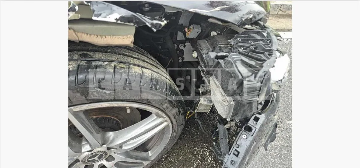 Photo 2 of 13: 2020 Mercedes-Benz E220 d Coupe — Korean insurance auction