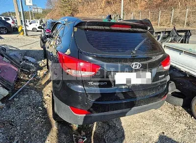 Photo 1 of 7: 2014 Hyundai Tucson ix — Korean insurance auction