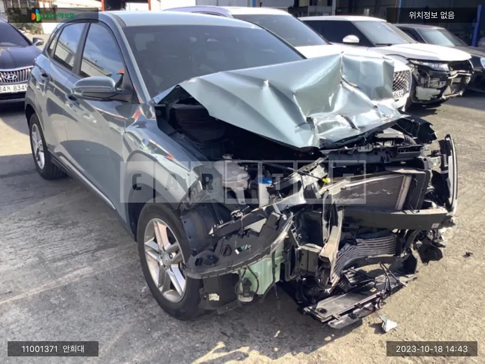 Photo 2 of 15: 2020 Hyundai Kona, VIN KMHK3813GMU700256 — Korean insurance auction