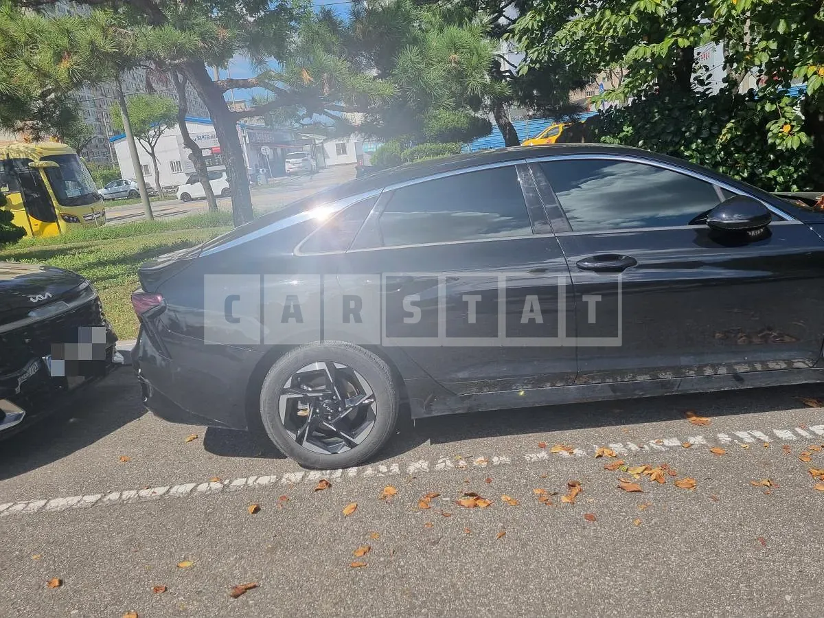 Photo 2 of 22: 2024 Kia K5 — Korean insurance auction