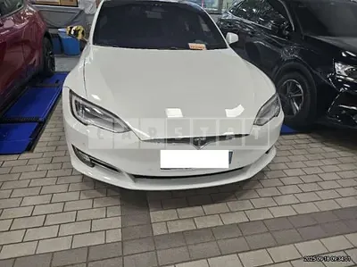 Photo 1 of 32: 2017 Tesla Model S90d — Korean insurance auction