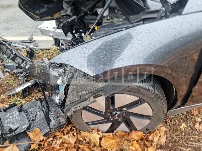 Photo 2 of 15: 2022 Hyundai IONIQ 6 Long Range, VIN KMHM241AFPA006127 — Korean insurance auction
