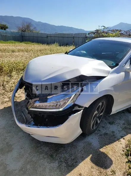 Photo 2 of 7: 2017 Honda Accord 2.4, VIN 1HGCR2680HA512553 — Korean insurance auction
