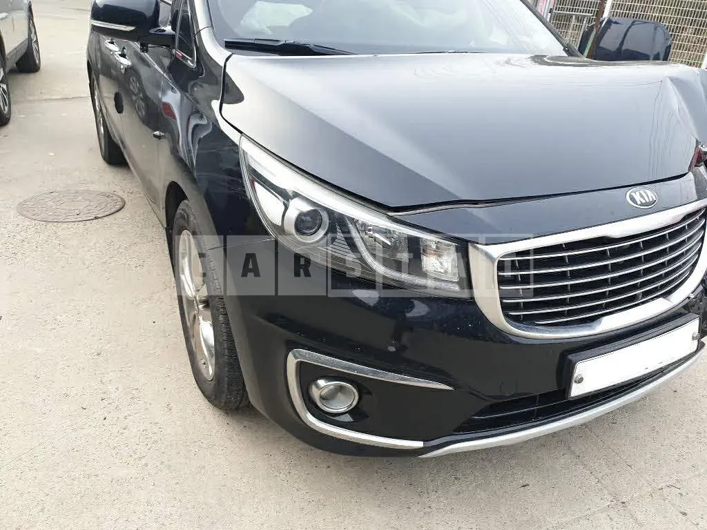 Photo 2 of 38: 2015 Kia Carnival, VIN KNAMC81ABFS067864 — Korean insurance auction