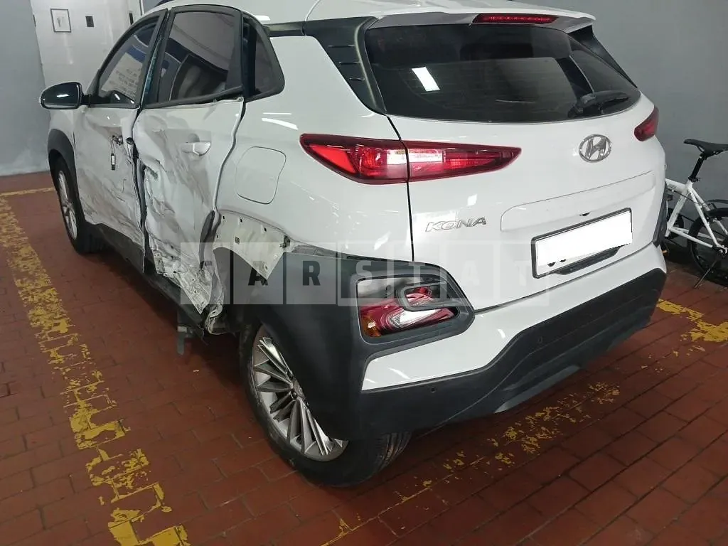 Photo 2 of 22: 2018 Hyundai Kona, VIN KMHK4815GJU067525 — Korean insurance auction