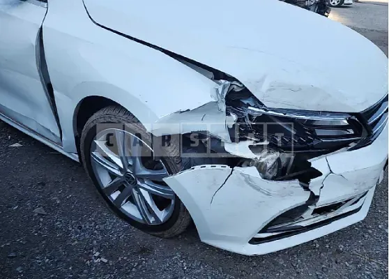 Photo 2 of 40: 2015 Volkswagen Jetta 2.0 TDI BMT Premium, VIN WVWZZZ16ZFM033148 — Korean insurance auction