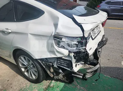 Photo 1 of 11: 2018 BMW 320d xDrive Gran Turismo, VIN WBA8T5105JB343606 — Korean insurance auction