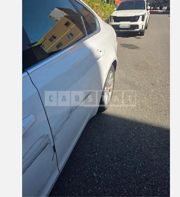 Photo 2 of 7: 2017 Jaguar XF 20d — Korean insurance auction