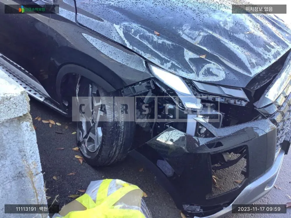 Photo 2 of 19: 2023 Hyundai Palisade, VIN KMHR281ABRU701606 — Korean insurance auction