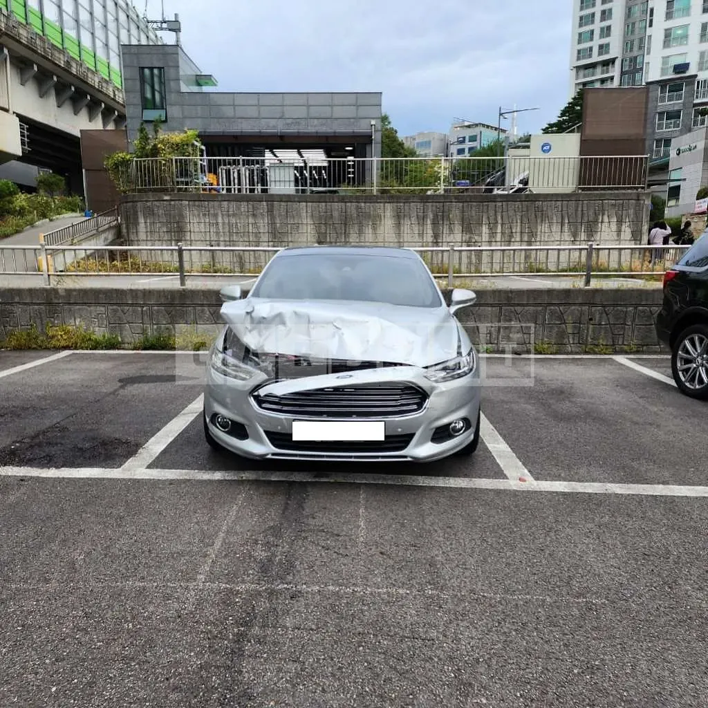 Photo 2 of 26: 2015 Ford Mondeo 2.0 — Korean insurance auction