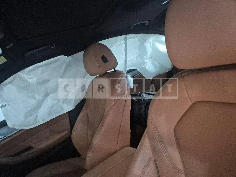 Photo 2 of 15: 2018 BMW 520d xDrive — Korean insurance auction