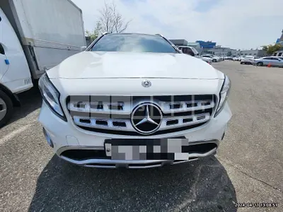 Photo 1 of 21: 2019 Mercedes-Benz GLA220 — Korean insurance auction