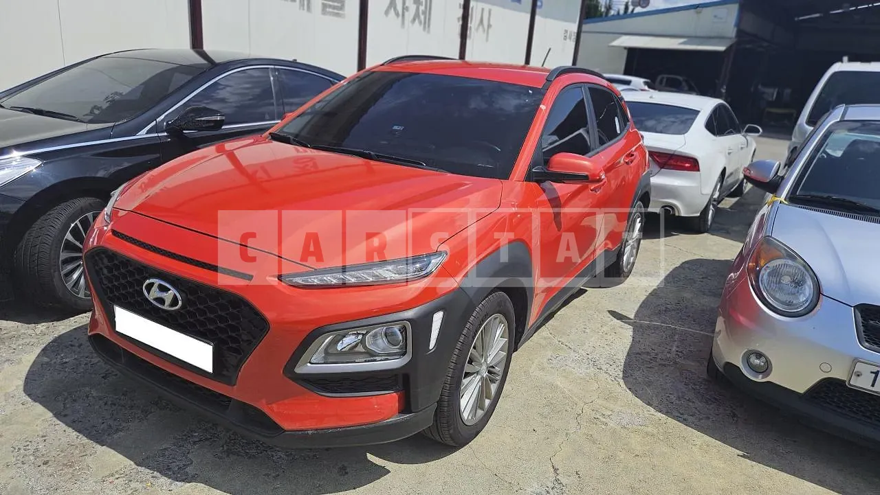 Photo 2 of 14: 2017 Hyundai Kona, VIN KMHK4815GJU006147 — Korean insurance auction