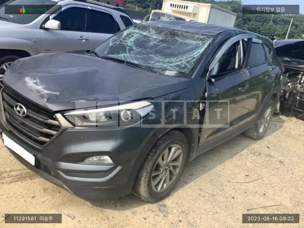 Photo 2 of 9: 2016 Hyundai Tucson, VIN KMHJ281ABGU174334 — Korean insurance auction