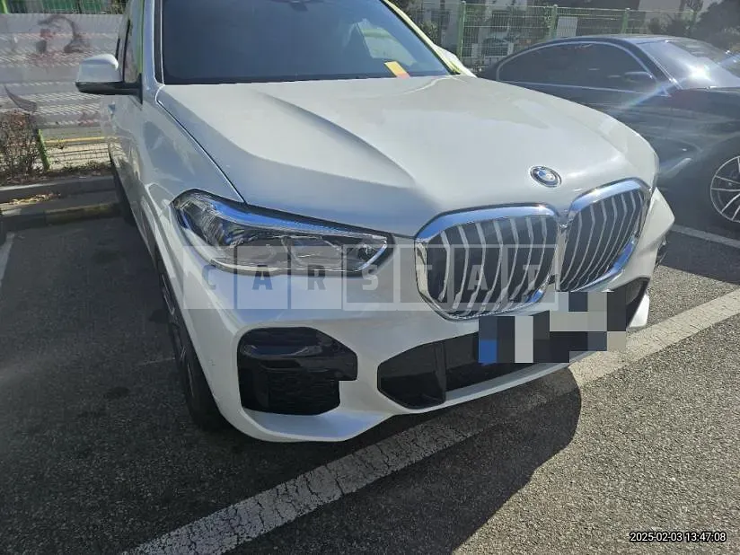 Photo 2 of 19: 2022 BMW X5 xDrive40i — Korean insurance auction