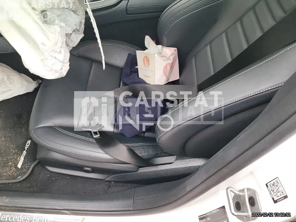 Photo 2 of 6: 2021 Mercedes-Benz E350 4Matic — Korean insurance auction