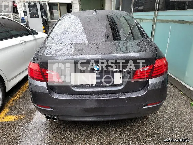 Photo 2 of 4: 2014 BMW Calm 520d — Korean insurance auction