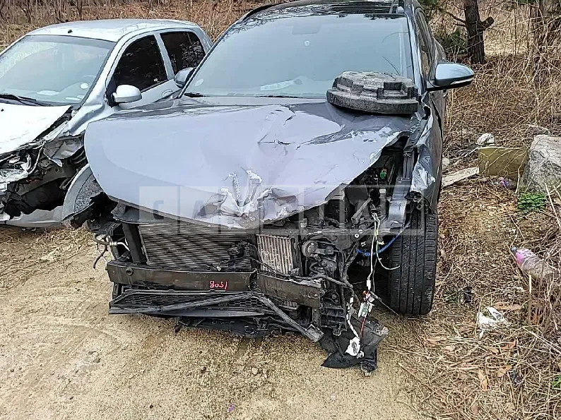 Photo 2 of 18: 2018 Hyundai Tucson, VIN KMHJ5815GJU661204 — Korean insurance auction