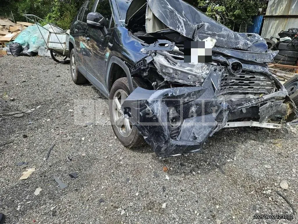 Photo 2 of 34: 2019 Toyota Lave 4 Hybrid AWD — Korean insurance auction