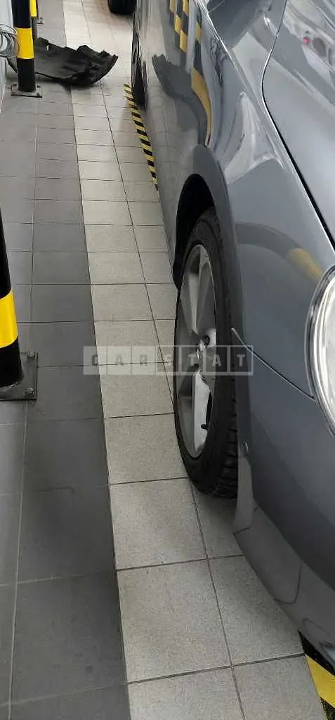 Photo 2 of 8: 2018 Volvo V40 D3, VIN YV1MV79K0J2468069 — Korean insurance auction