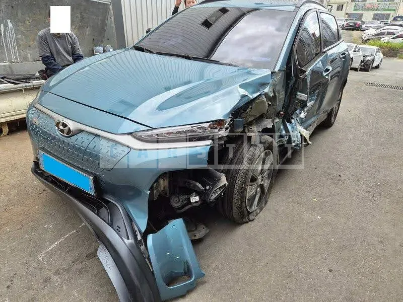 Photo 2 of 16: 2019 Hyundai Kona Electric, VIN KMHK381GFKU029440 — Korean insurance auction