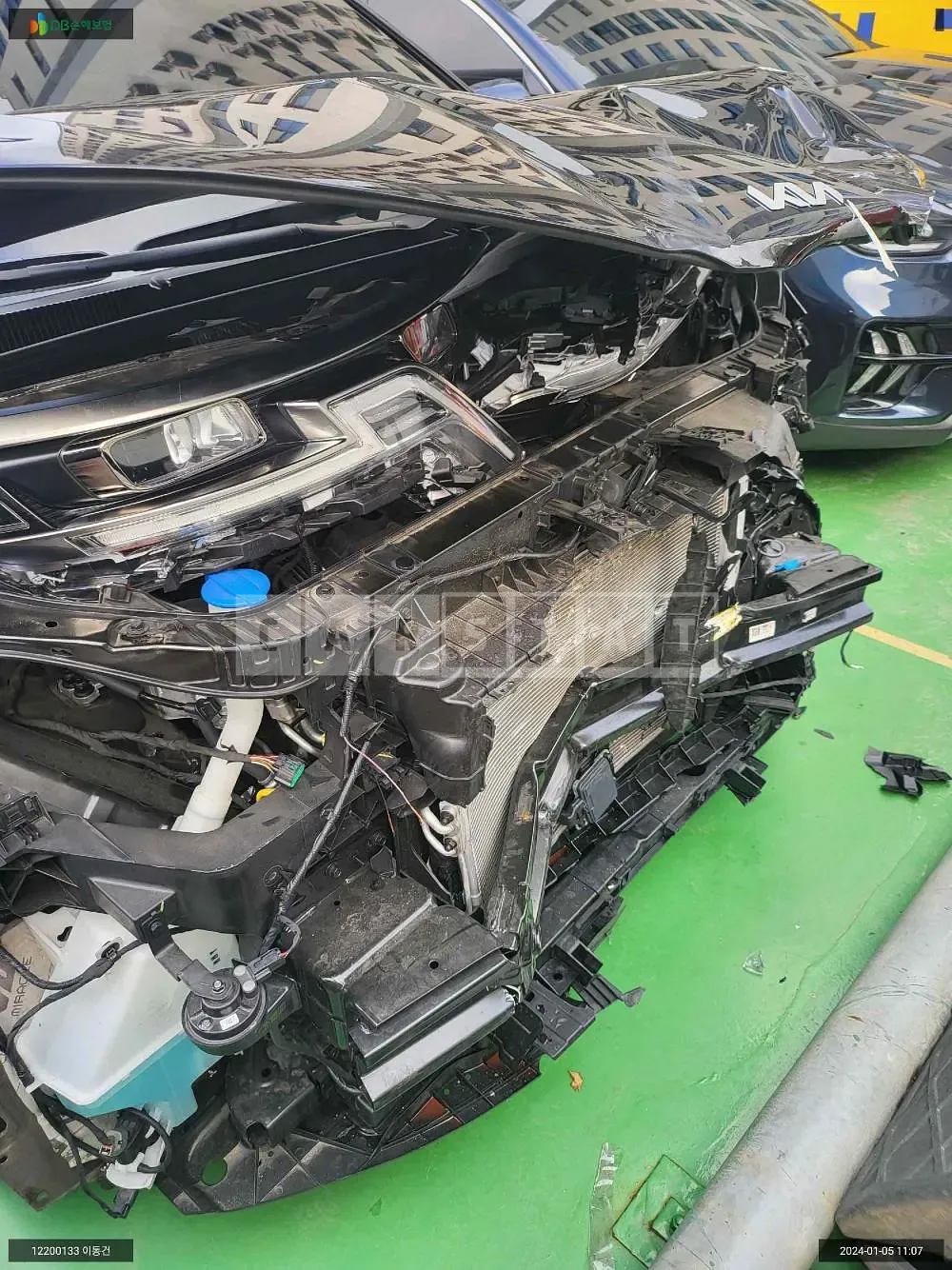 Photo 2 of 20: 2022 Kia Carnival /Cn Carnival High Limousine, VIN KNANE813BPS237413 — Korean insurance auction