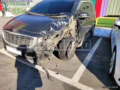 Photo 1 of 5: 2015 Kia Carnival, VIN KNHMF37ABFS057664 — Korean insurance auction