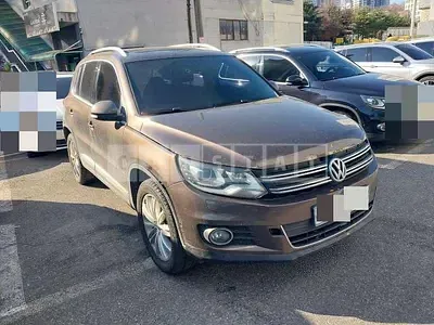 Photo 1 of 7: 2014 Volkswagen Tiguan 2.0 TDI Blue Motion — Korean insurance auction